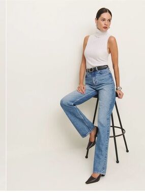Reformation wilder Jean size 28 Jean worn a handful of times